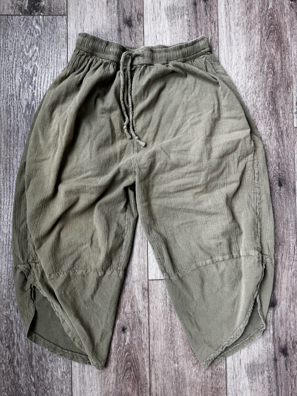 Earthbound Trading Co. Olive Green Cotton Harem Pants Women’s Small Boho Balloon